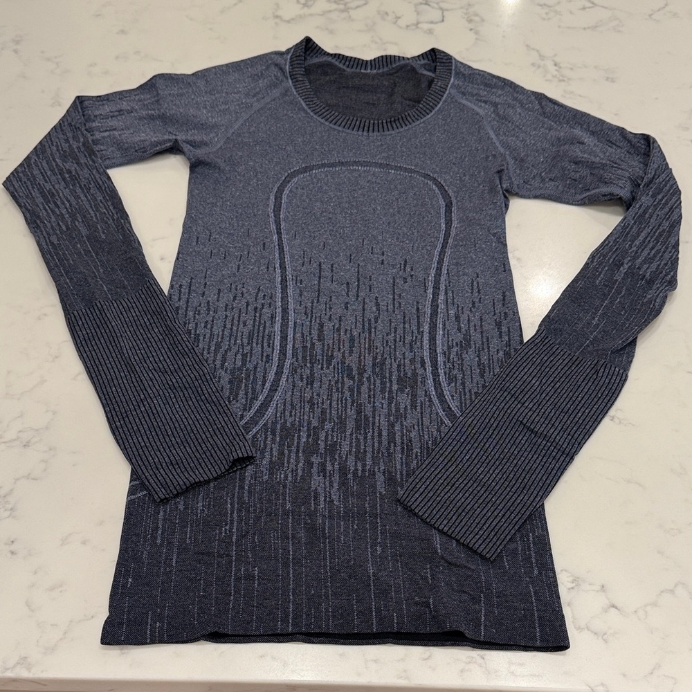 Lululemon Knit Top in Blue and Black